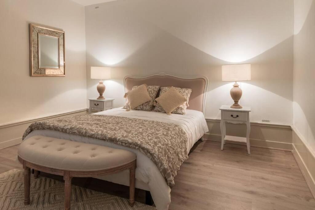 Chez La Tante Louise - Appartement Prive De Charme Passenans Ngoại thất bức ảnh